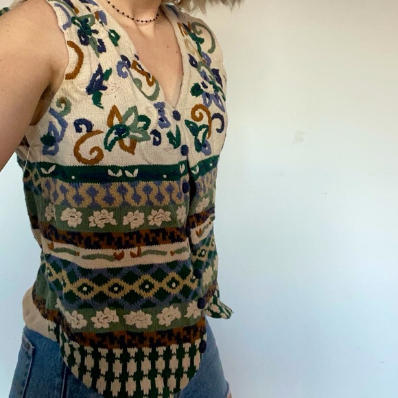 knit marie y. vest - Picture 2 of 2